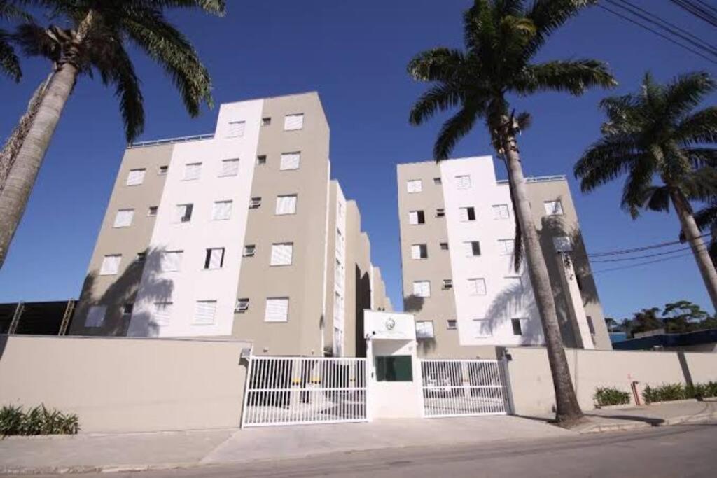 Apartamento em Ubatuba próximo à Praia Grande Extérieur photo